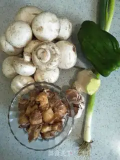 Make Red meat for the mouth step 0