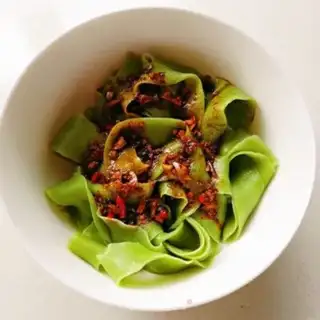 Make cucumber noodles step 24