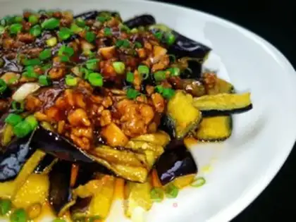 Make Meat and eggplant step 0