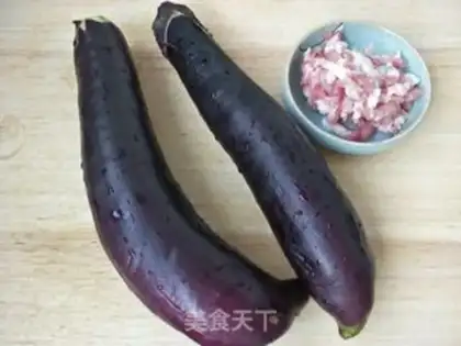 Make Meat and eggplant step 1