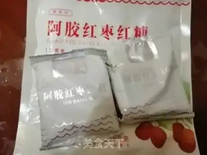 Make Red rice cake with red gel dates step 0