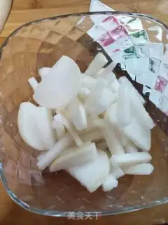 Make Sour sauce radish step 0