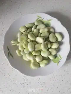 Make Scrambled eggs step 0