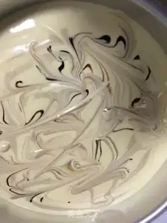 Make Zebra Zephyr cake step 10