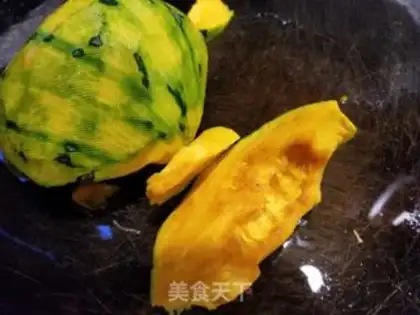 Make Pumpkin porridge step 1