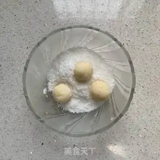 Make Protein coconut ball step 3