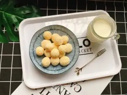 Make Protein coconut ball step 6