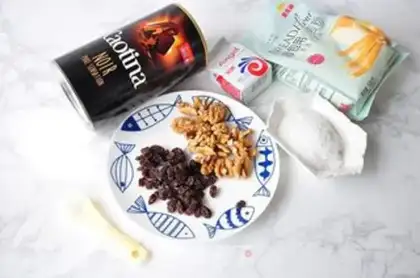 Make Coco caramel walnut step 0