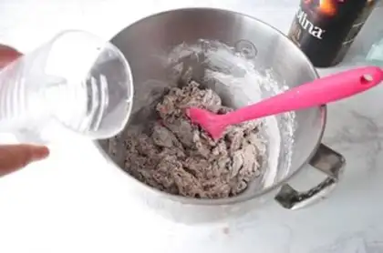 Make Coco caramel walnut step 2