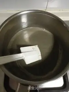 Make Coconut sesame ice cream step 4