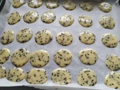 Make Black sesame cookies step 5