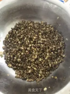 Make Green bean cake step 0