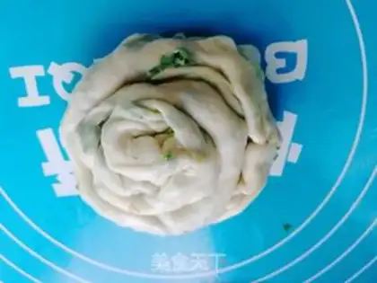 Make Onion cake step 5