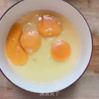Make Scrambled eggs step 4