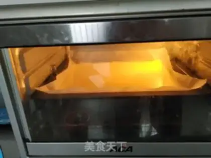Make Tiger cake roll step 14
