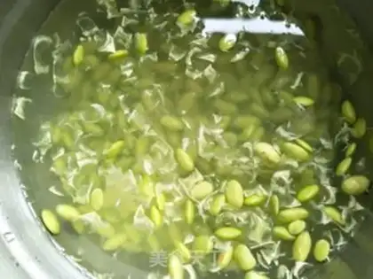 Make Bean fried sausage step 0