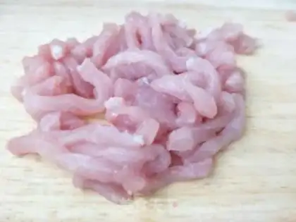 Make Spicy meat soup step 1