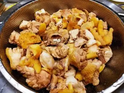 Make Chongqing Pie Chicken step 2