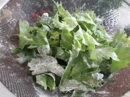 Make Celery leaves step 1