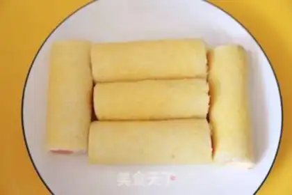 Make Cheese ham roll step 4