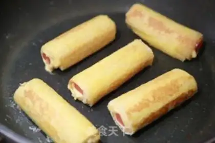 Make Cheese ham roll step 6