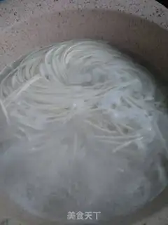 Make Onion noodles step 3
