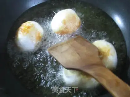 Make Tea mushroom fried eggs step 3