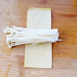 Make Gold pins, mushrooms, tofu step 3