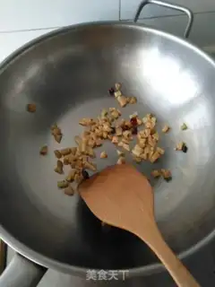 Make Rhodish and fried beans step 3
