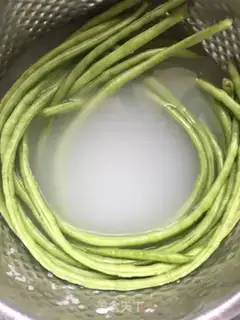 Make Meatloaf beans step 0