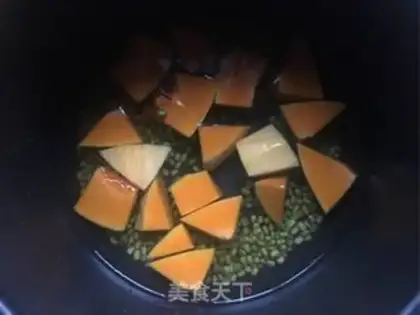 Make Pumpkin green bean soup step 4