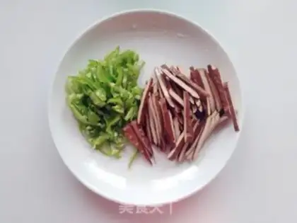 Make Pepper bean sprouts step 2