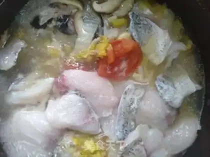 Make Sour casserole fish head step 9