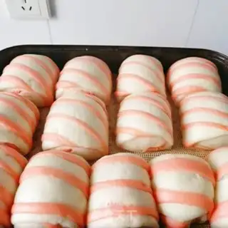 Make A striped bun step 11