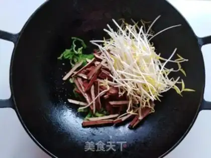Make Pepper bean sprouts step 4