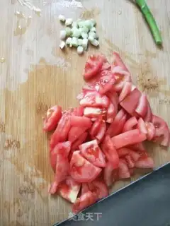 Make Tomato eggs for noodles step 0