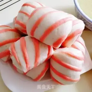 Make A striped bun step 12
