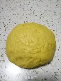 Make Piggy cookies step 4