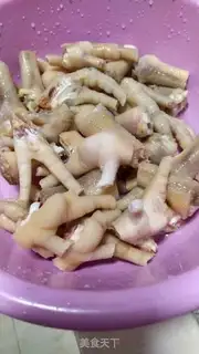 Make Pippie chicken feet step 0