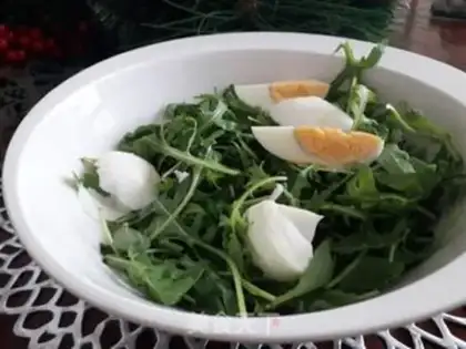 Make Wearing pineapple salad step 1