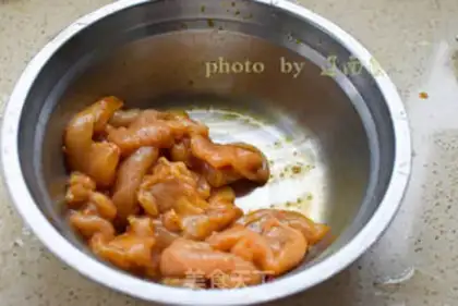 Make Gold fried chicken steak step 1