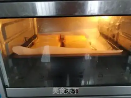 Make Rock-burned cheese toast step 5