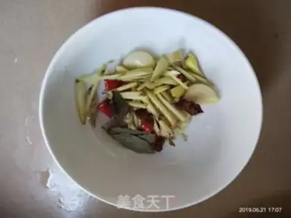 Make Spicy lobster step 3