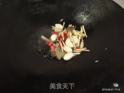 Make Spicy lobster step 5