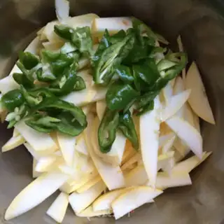 Make Tomato smelt step 1