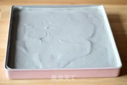 Make Black-Eyed Chestnut Cake roll step 11