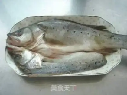 Make Steamed sea bass step 1