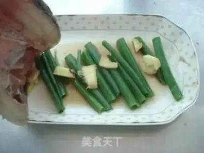 Make Steamed sea bass step 2