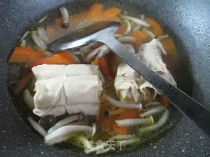 Make Crab mushrooms, carrots, noodles step 8