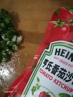Make Tomato egg cover cooking step 1